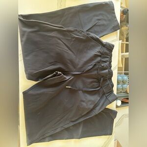Lululemon on the fly pant